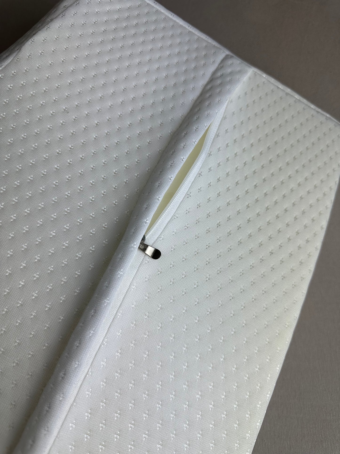 FitAura - erholendes Memory Foam Kissen